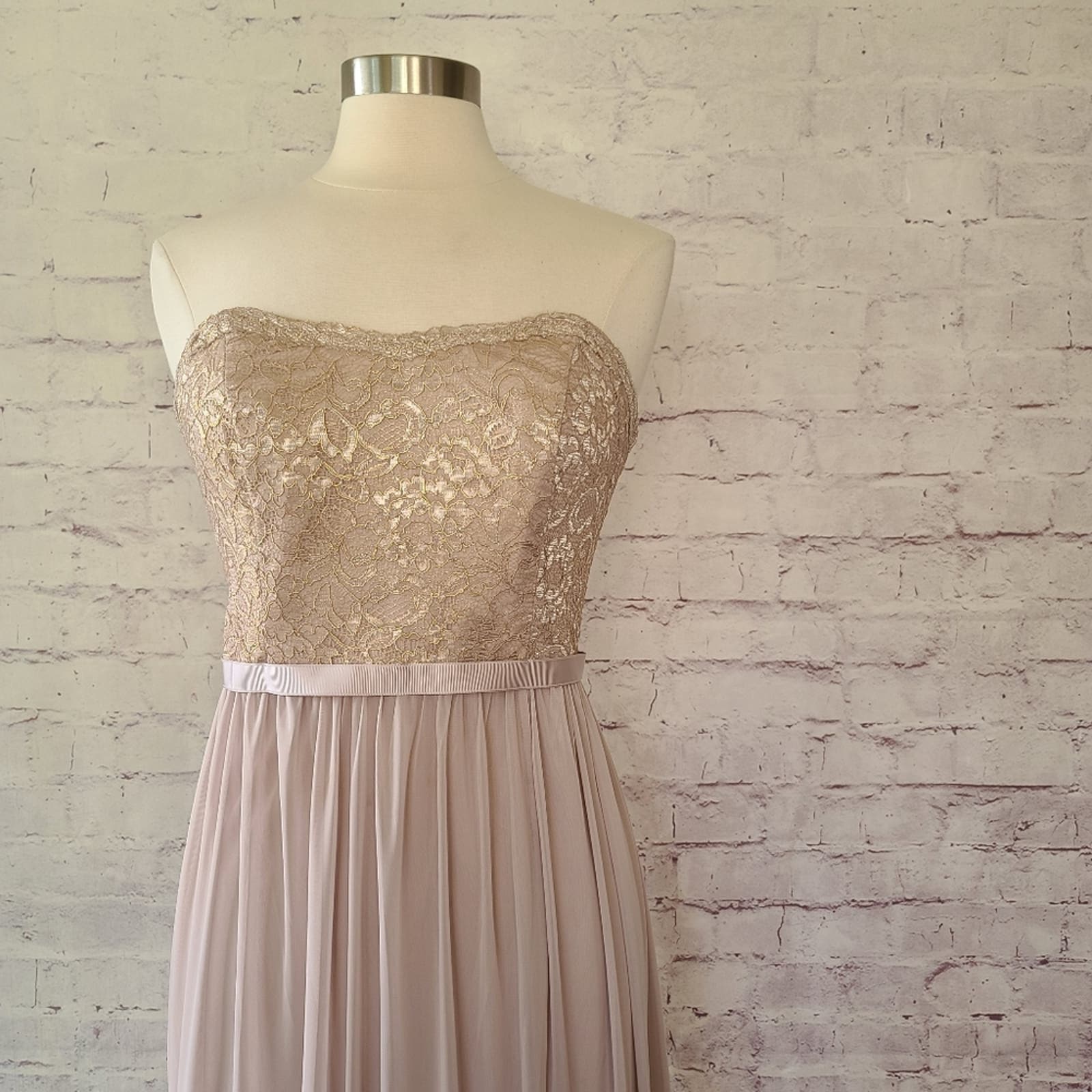 David's Bridal Gold Metallic Taupe Lace and Mesh Long Strapless Dress Sonderleigh David's Bridal Gold Metallic Taupe Lace and Mesh Long Strapless Dress Sonderleigh