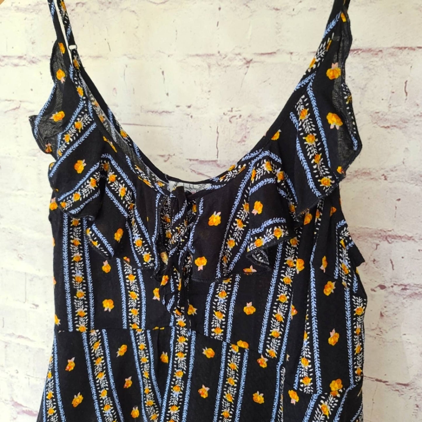 NWT Intimately Free People Love To Love Black Floral Stripe Ruffle Hem Tank Smal