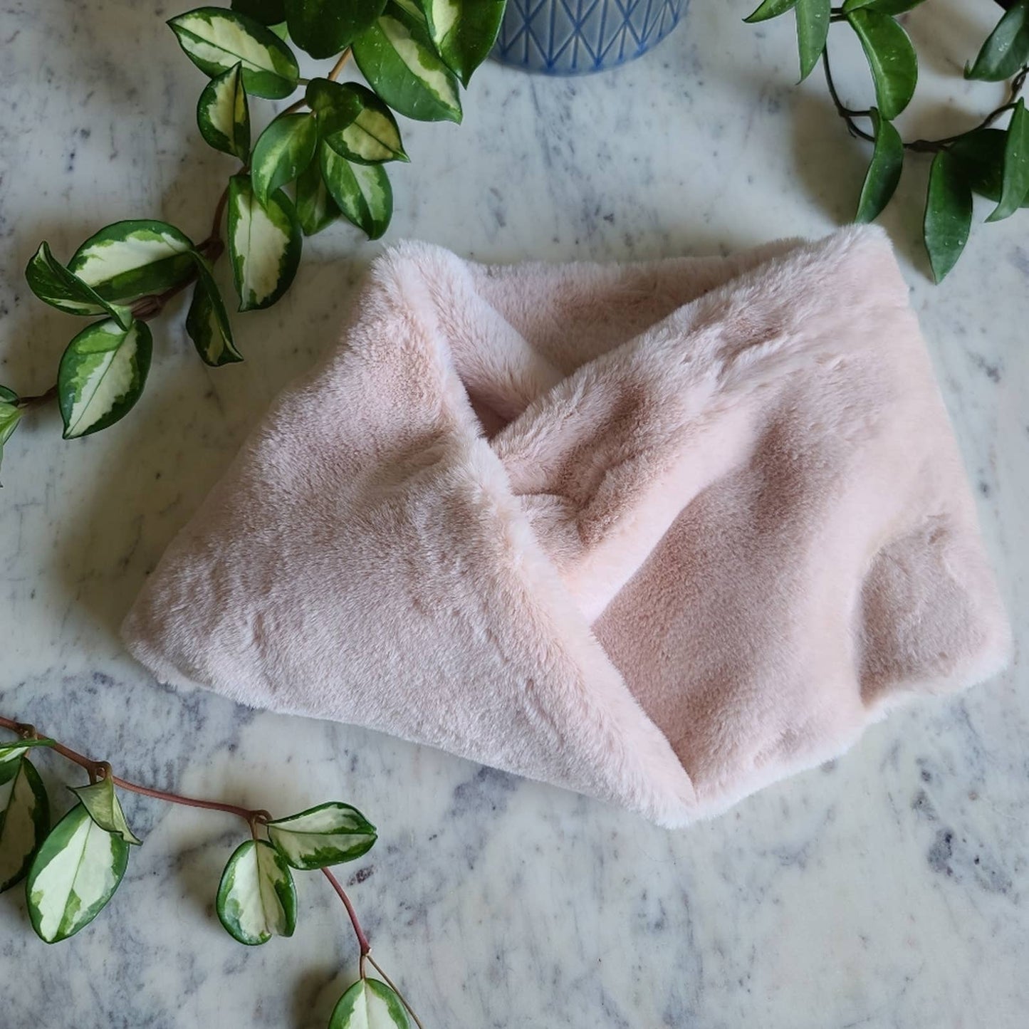 Banana Republic Blush Pink Soft Faux Fur Circle Scarf