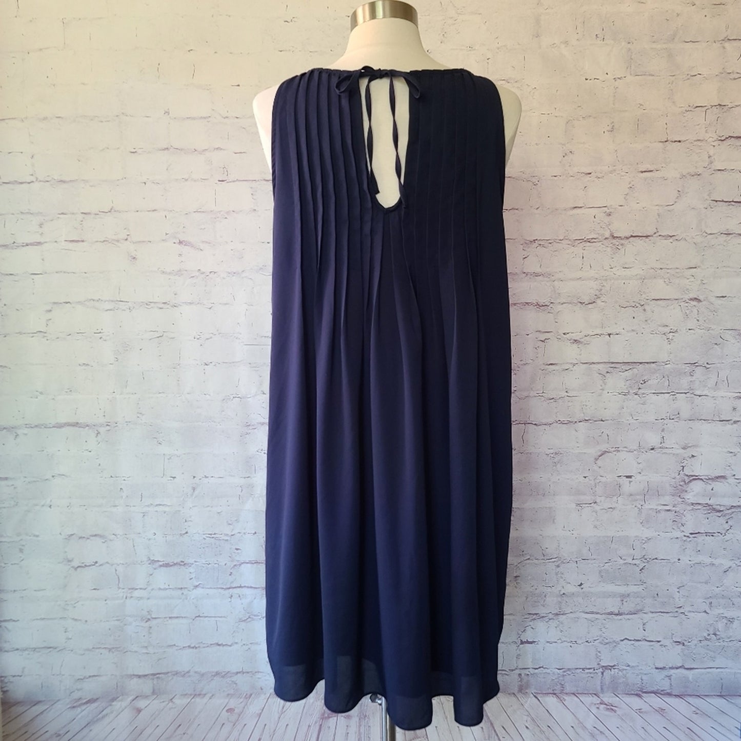 Nanette Lepore Navy Sleeveless Chiffon Pintuck Pleated Shift Dress 14