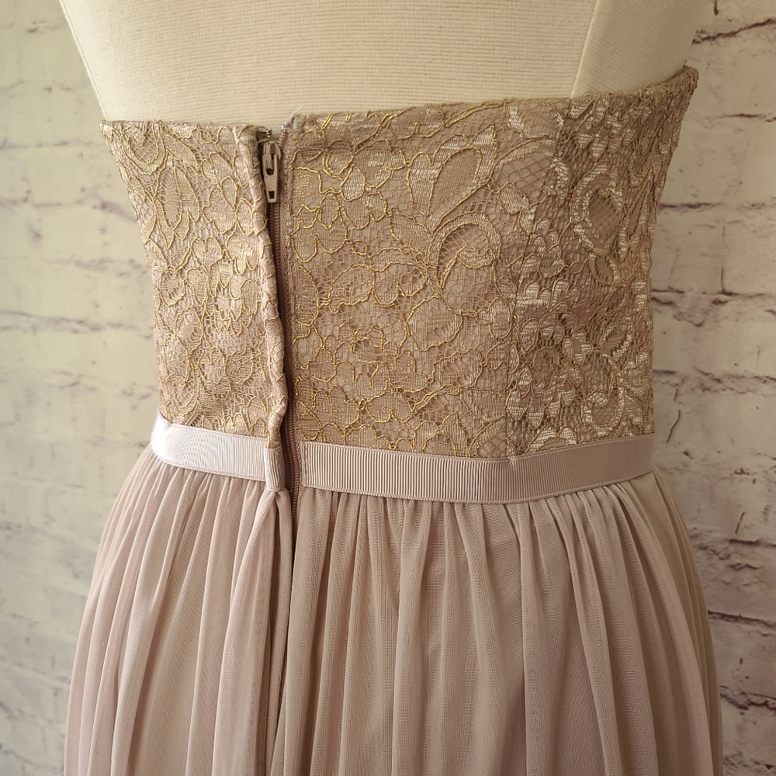 David's Bridal Gold Metallic Taupe Lace and Mesh Long Strapless Dress Sonderleigh David's Bridal Gold Metallic Taupe Lace and Mesh Long Strapless Dress Sonderleigh