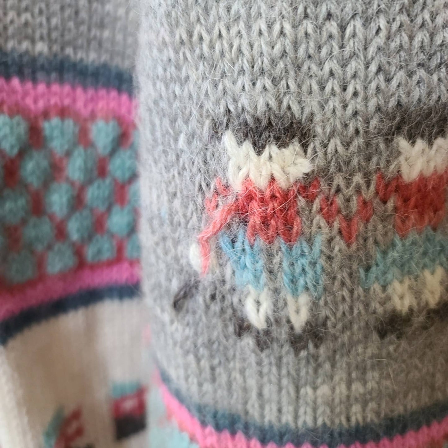 Vintage Handmade Folk Art Knit Sweater Wool