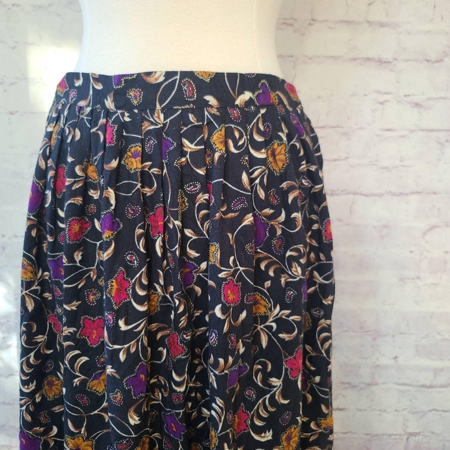 Vintage Diversity Petites Floral Elastic Waist Midi Skirt Size 10