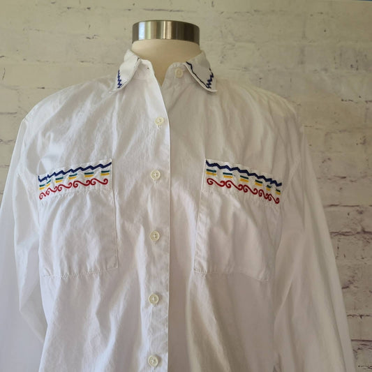 Vintage Chic Schooners Embroidered Long Sleeve White Cotton Button Up Shirt Med